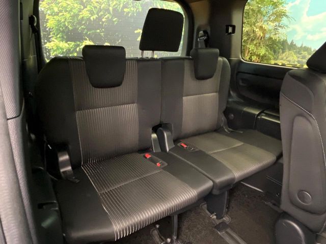 TOYOTA VOXY 2018 Image 31