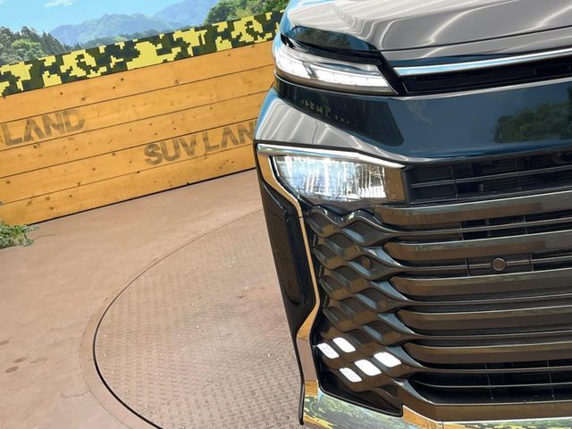 TOYOTA VOXY HYBRID 2025 Image 31