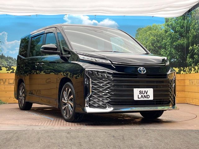 TOYOTA VOXY HYBRID 2025 Image 31