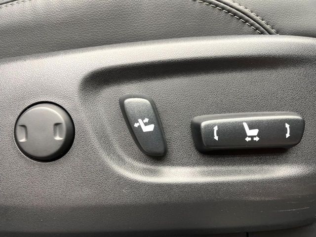 TOYOTA LANDCRUISER PRADO 2023 Image 31