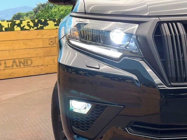TOYOTA LANDCRUISER PRADO 2023 Image 31