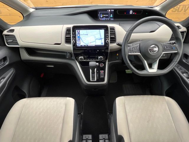 NISSAN SERENA  S-HYBRID 2018 Image 31