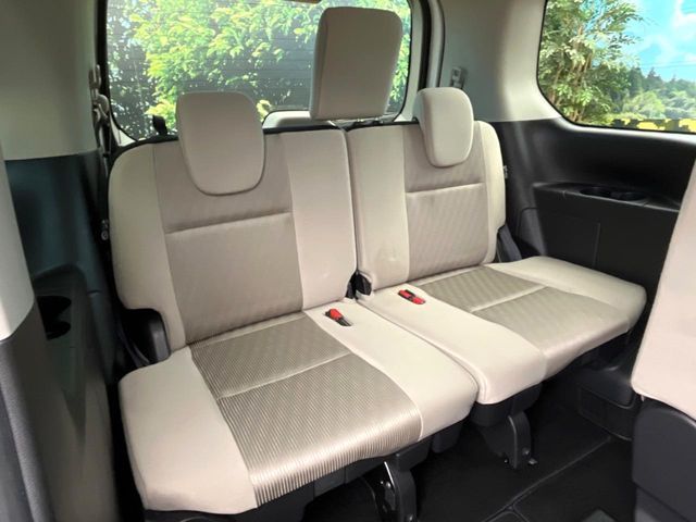 NISSAN SERENA  S-HYBRID 2018 Image 31