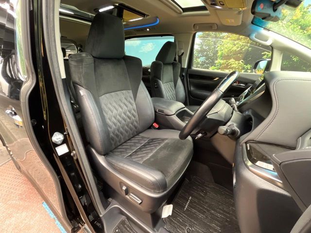 TOYOTA ALPHARD 2017 Image 31