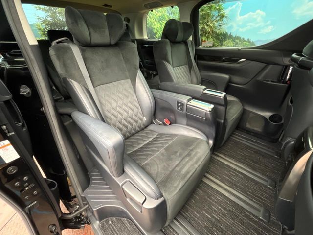 TOYOTA ALPHARD 2017 Image 31
