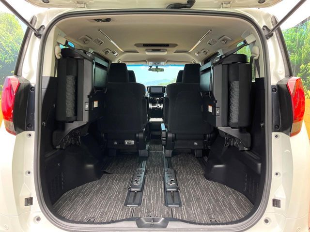 TOYOTA ALPHARD 2015 Image 31