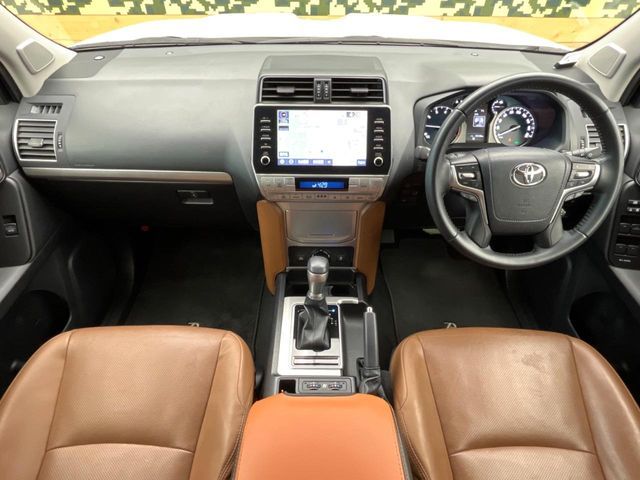 TOYOTA LANDCRUISER PRADO 2022 Image 31