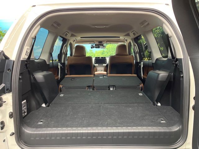TOYOTA LANDCRUISER PRADO 2022 Image 31