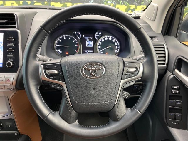 TOYOTA LANDCRUISER PRADO 2022 Image 31