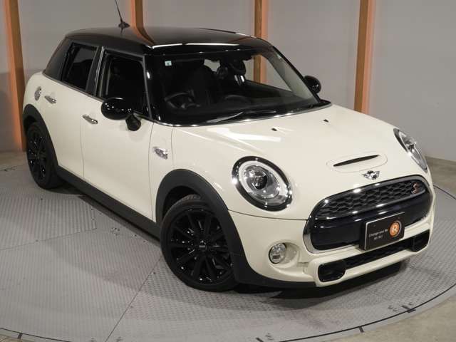 BMW MINI COOPER SD 5 2017 Image 31