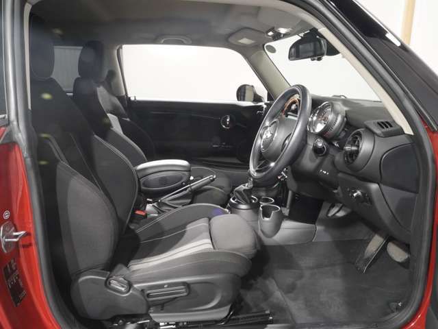 BMW MINI COOPER S 2015 Image 31