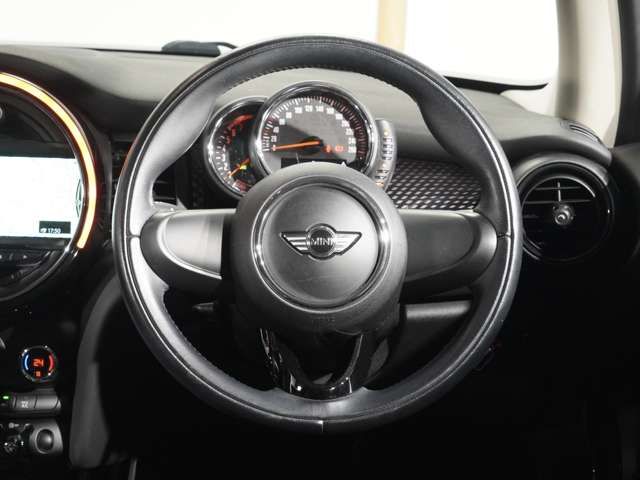 BMW MINI COOPER S 2015 Image 31