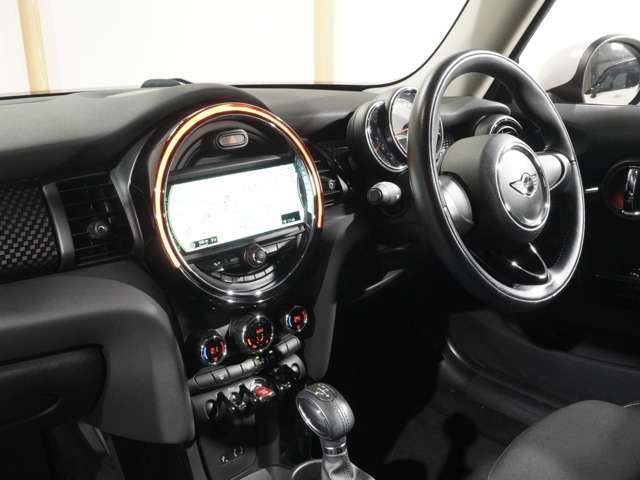 BMW MINI COOPER S 2015 Image 31