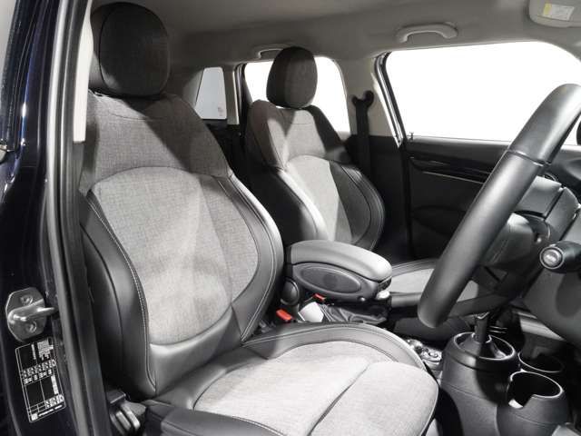 BMW MINI COOPER D 5DOOR 2022 Image 31