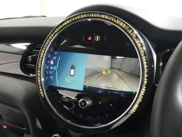 BMW MINI COOPER D 5DOOR 2022 Image 31