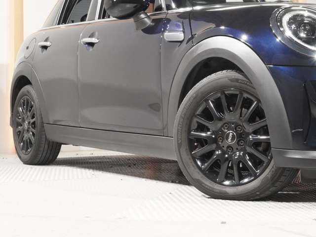 BMW MINI COOPER D 5DOOR 2022 Image 31