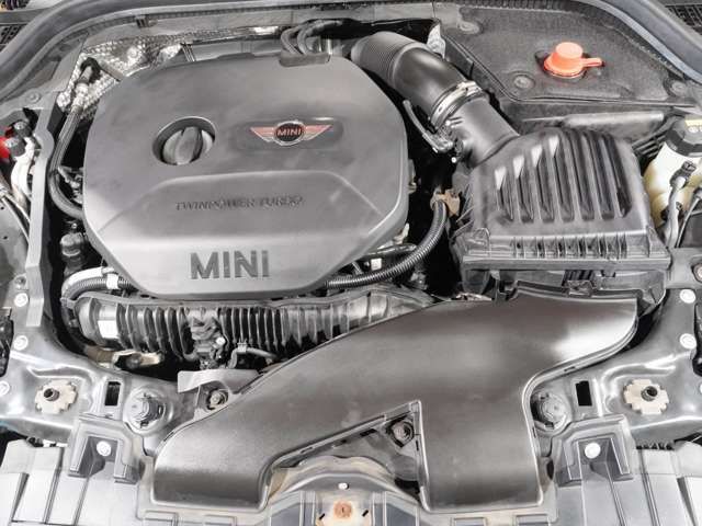 BMW MINI COOPER S 5D 2015 Image 31