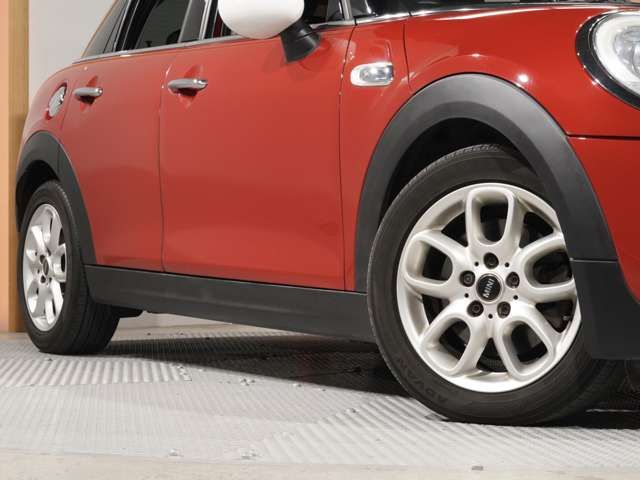 BMW MINI COOPER S 5D 2015 Image 31