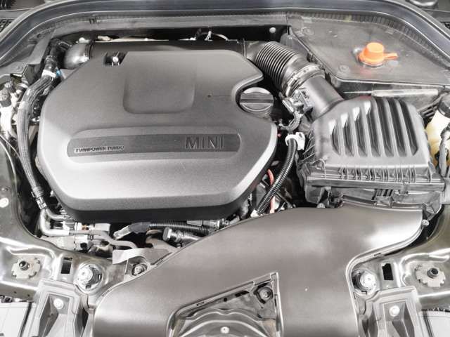 BMW MINI COOPER SD 5DOOR 2022 Image 31