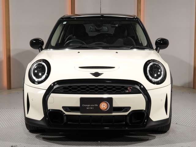 BMW MINI COOPER SD 5DOOR 2022 Image 31