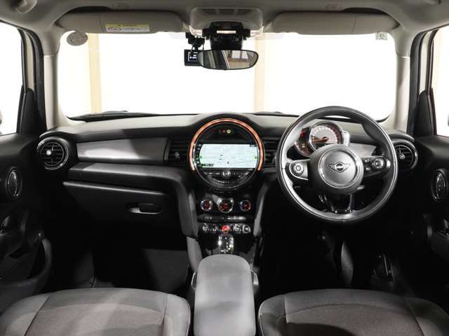 BMW MINI COOPER D 5DOOR 2021 Image 31