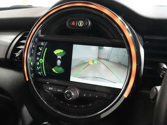 BMW MINI COOPER D 5DOOR 2021 Image 31