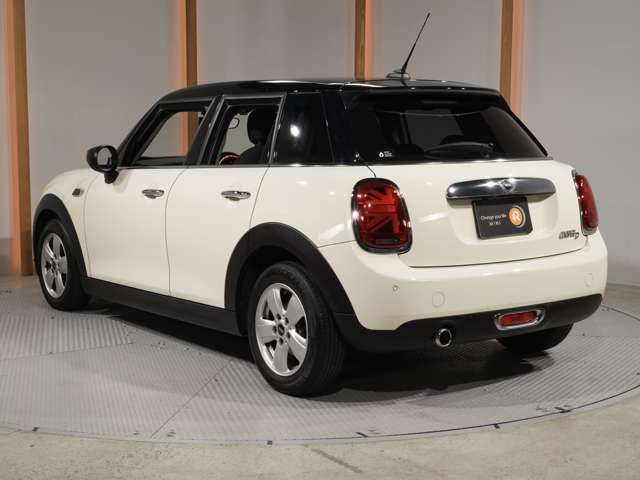 BMW MINI COOPER D 5DOOR 2021 Image 31