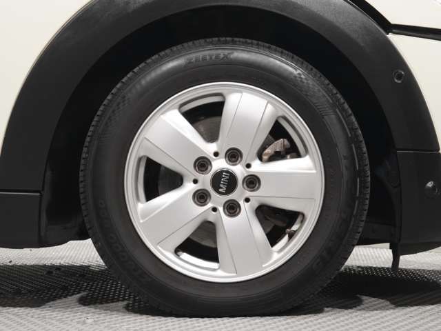 BMW MINI COOPER D 5DOOR 2021 Image 31