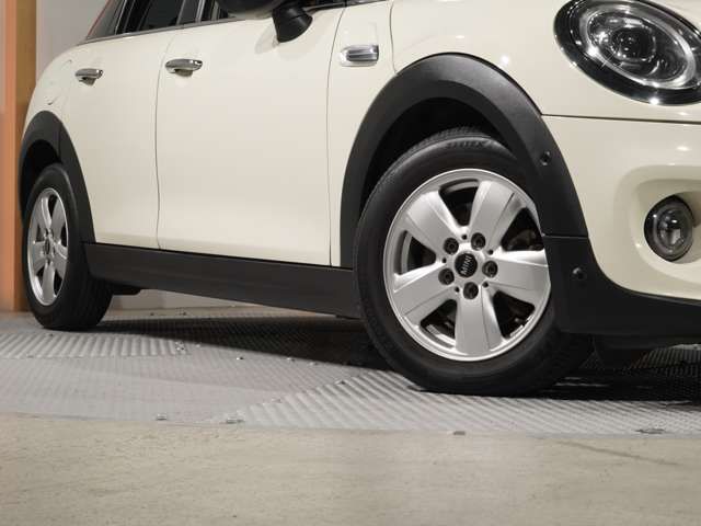 BMW MINI COOPER D 5DOOR 2021 Image 31