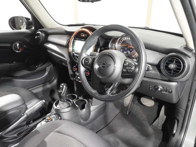 BMW MINI COOPER 5DOOR 2020 Image 31