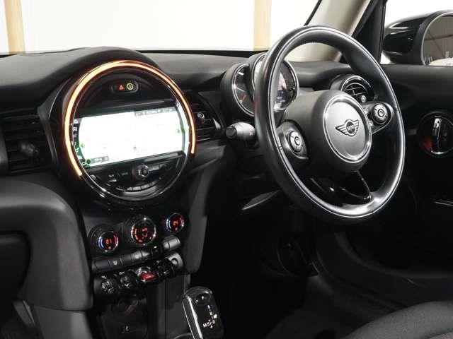 BMW MINI COOPER 5DOOR 2020 Image 31
