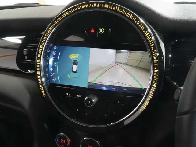 BMW MINI COOPER S 5DOOR 2022 Image 31