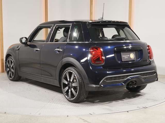 BMW MINI COOPER S 5DOOR 2022 Image 31