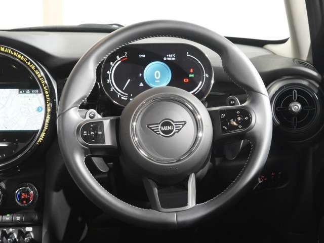 BMW MINI COOPER S 5DOOR 2022 Image 31