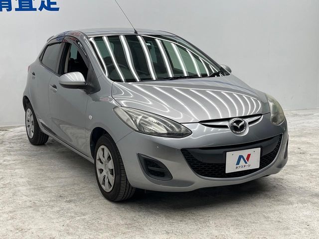 MAZDA DEMIO 2013 Image 31