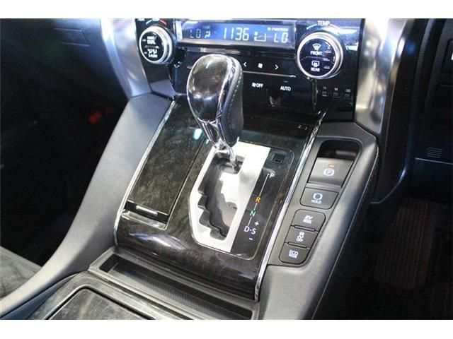 TOYOTA ALPHARD HYBRID 4WD 2015 Image 31