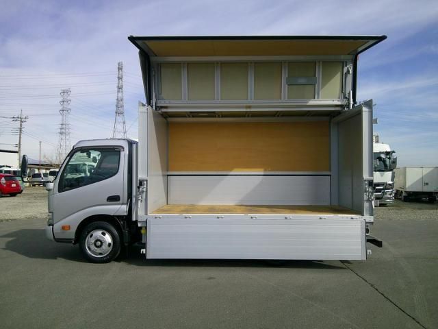 TOYOTA DYNA 2022 Image 31