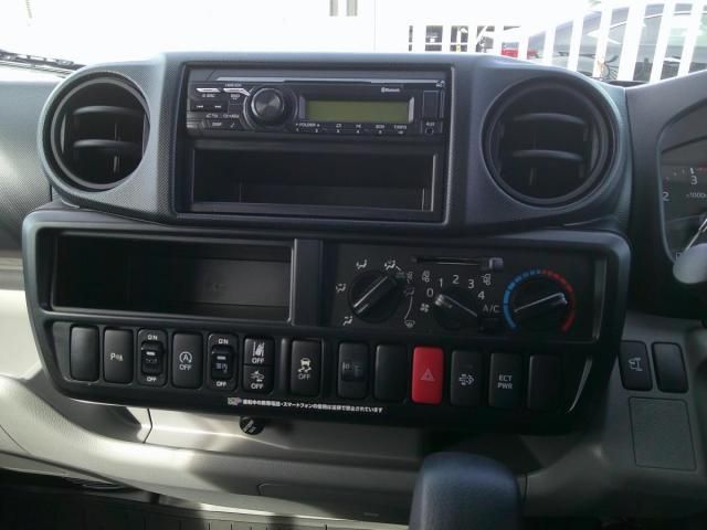 TOYOTA DYNA 2022 Image 31