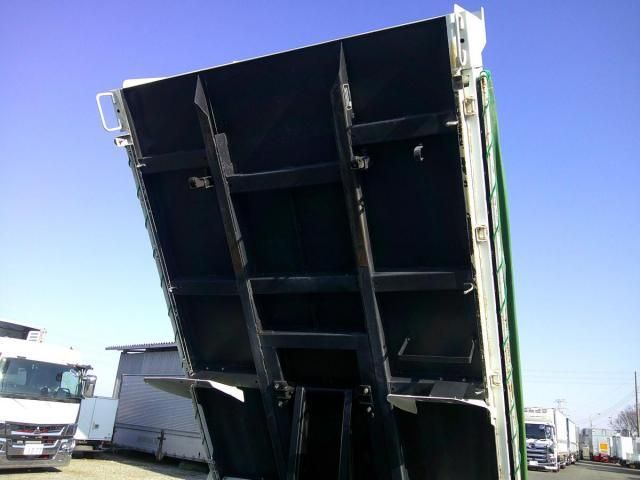 MITSUBISHI CANTER 2023 Image 31