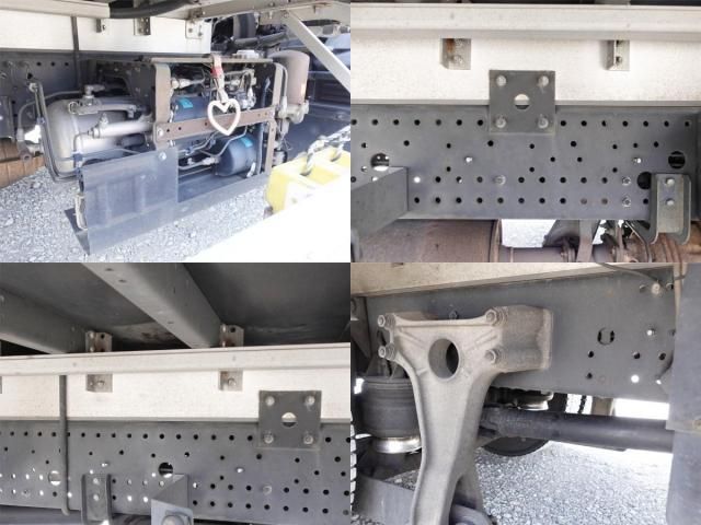 ISUZU FORWARD 2012 Image 31