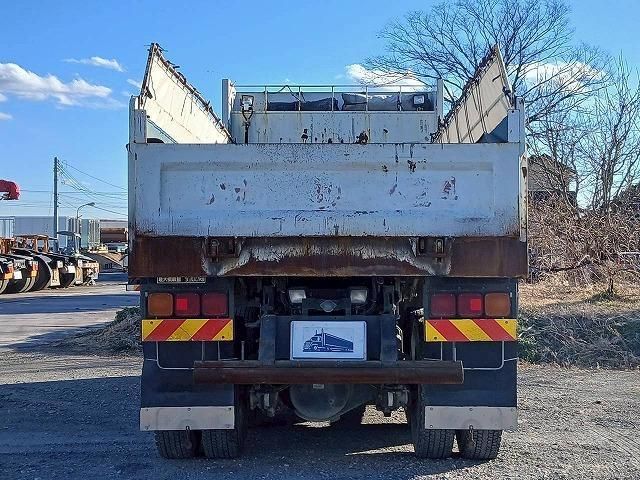 ISUZU GIGA 2012 Image 31