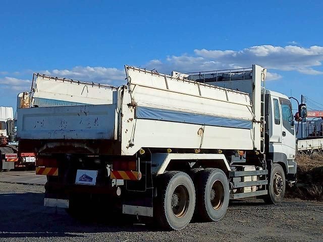 ISUZU GIGA 2012 Image 31