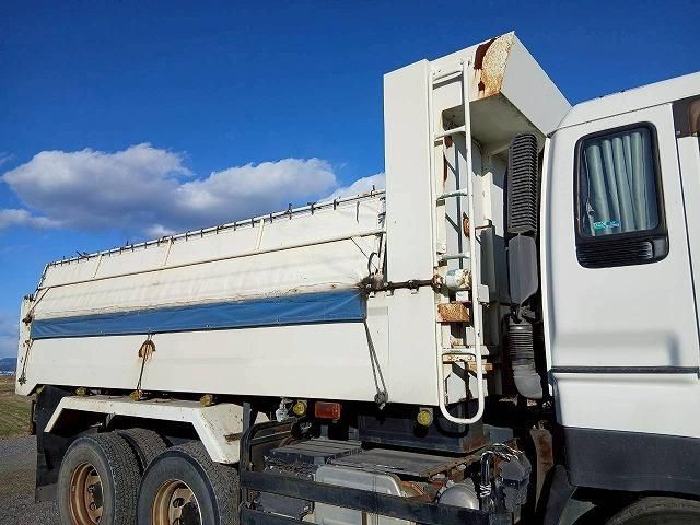 ISUZU GIGA 2012 Image 31