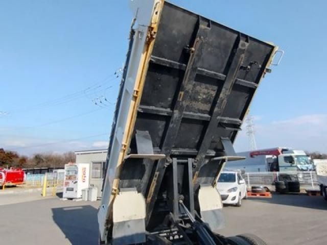 ISUZU ELF 2017 Image 31