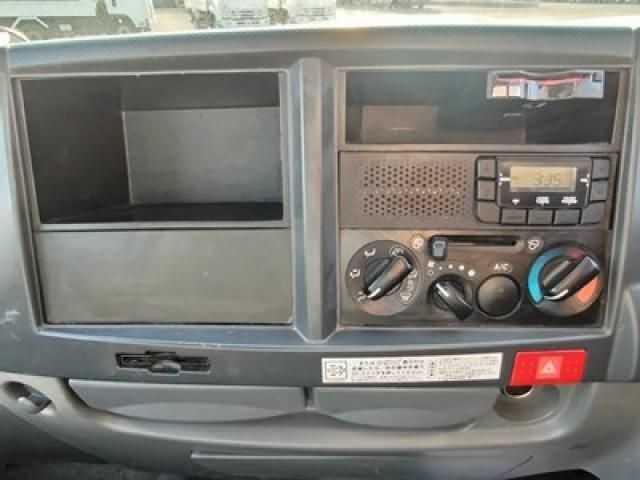 ISUZU ELF 2017 Image 31