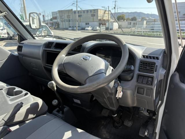 NISSAN VANETTE TRUCK 2WD 2015 Image 31
