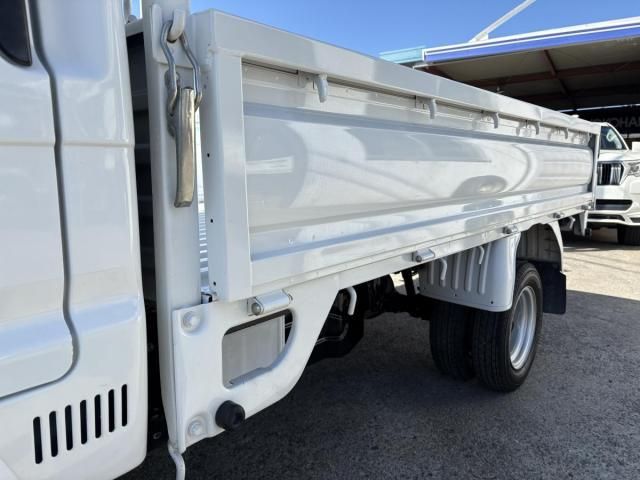 NISSAN VANETTE TRUCK 2WD 2015 Image 31