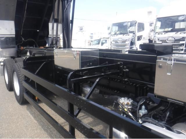 HINO PROFIA 2025 Image 31