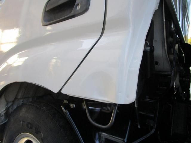 HINO DUTRO 2012 Image 31