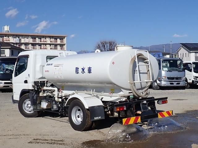 MITSUBISHI CANTER 2018 Image 31